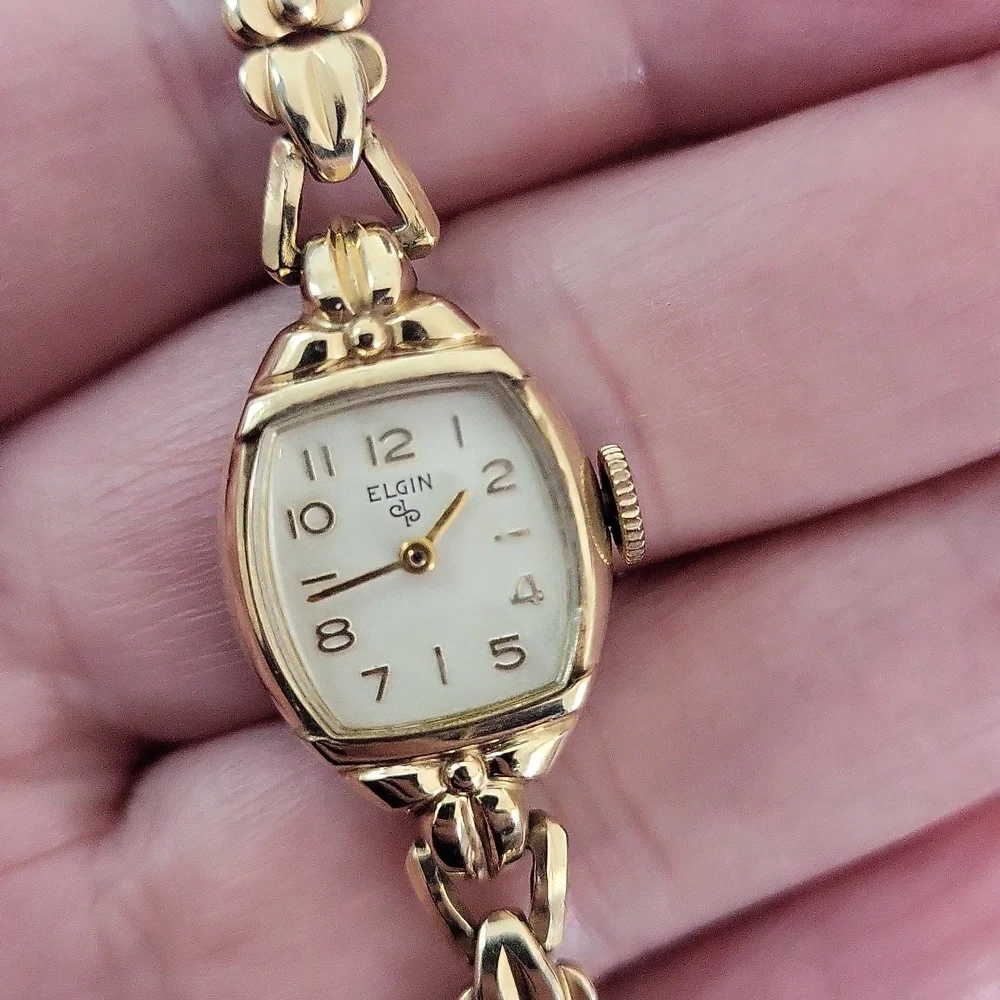 Elgin Watch - Picture 2 of 6